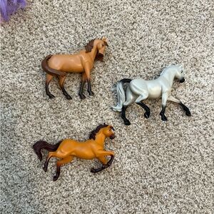 Spirit Horse Set - Brown, Tan, and White